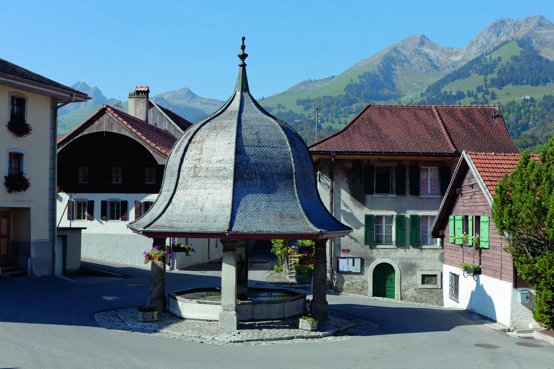 Lessoc-fontaineRZumbuehl